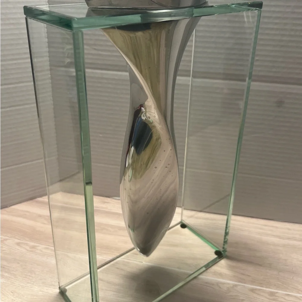 EUC~Vintage Lisa Mori Polished Cast Aluminum and Box Glass Twisted Tornado Vase.